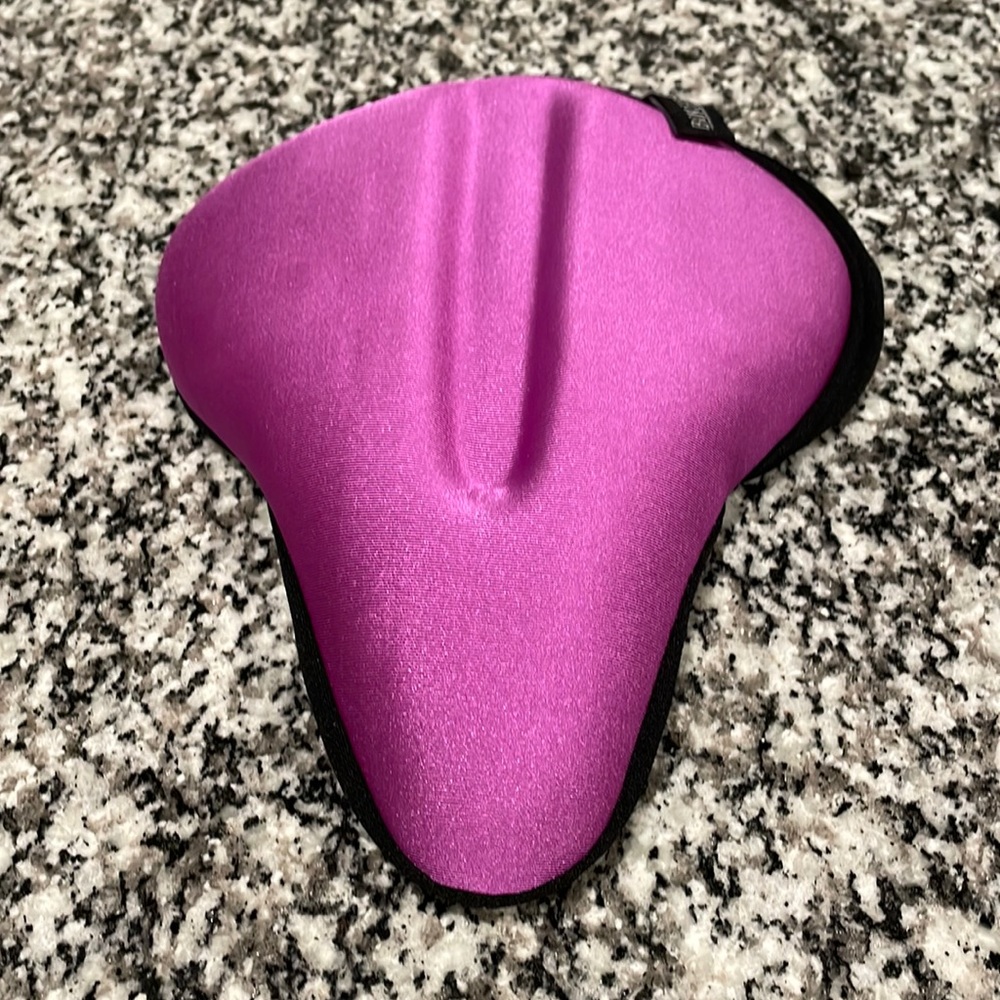 Gel seat cover.